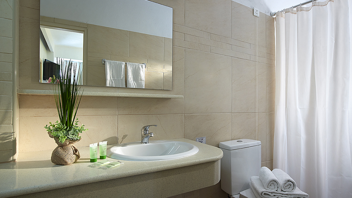 CHC Coriva Beach Hotel - NR